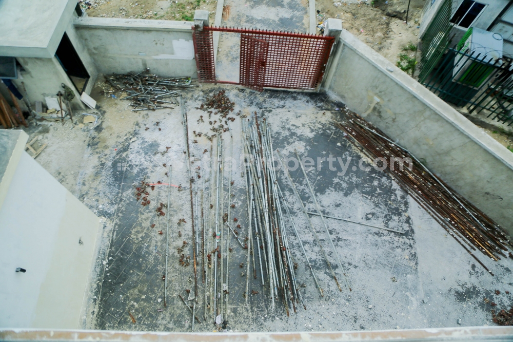 Image 1 Title