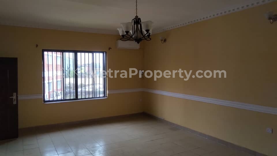  Neatly 3 bedroom flat with a room BQ  Land for Rent Maryland Lagos Vetra  Property
