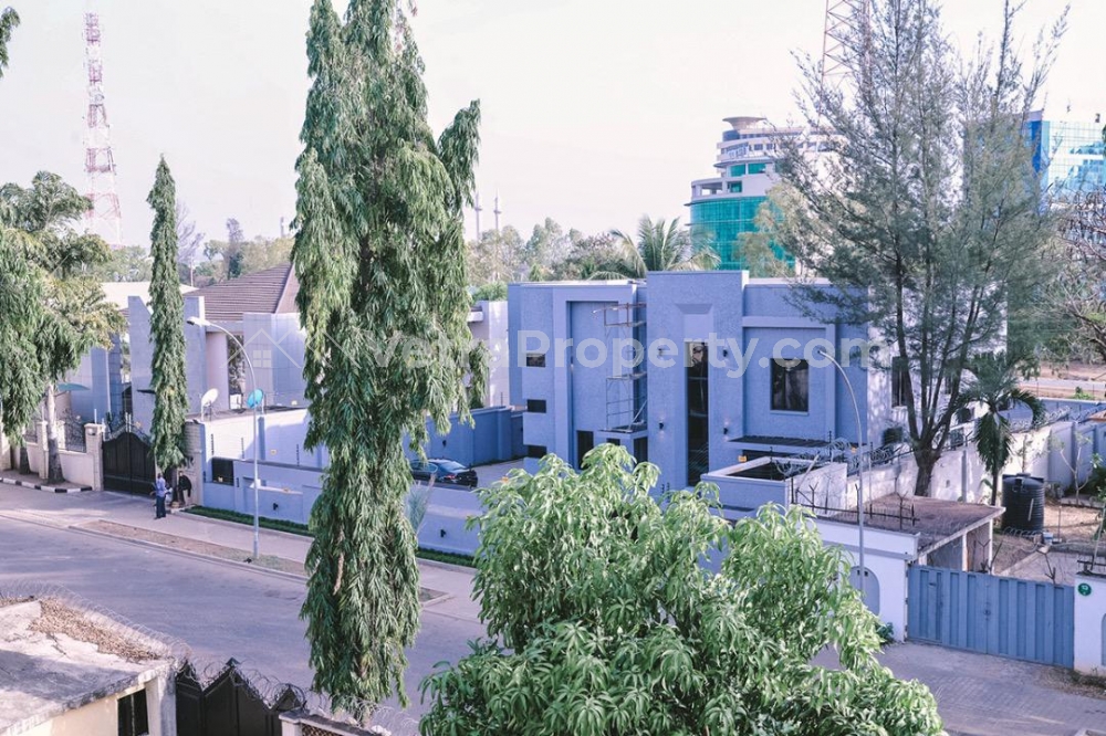 Image 1 Title