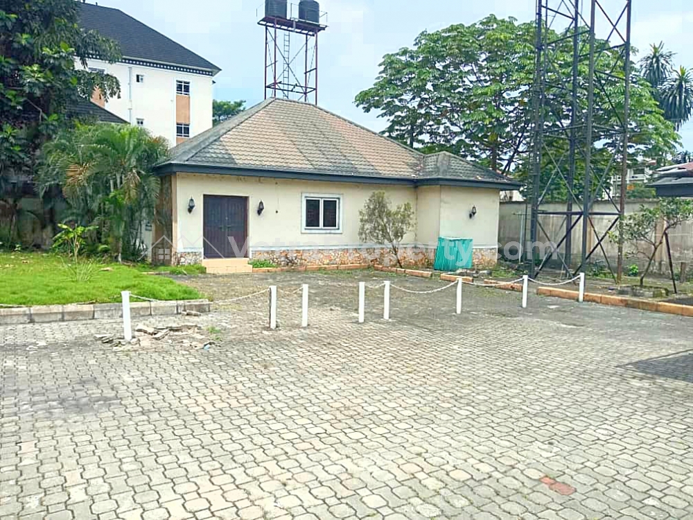 Image 1 Title