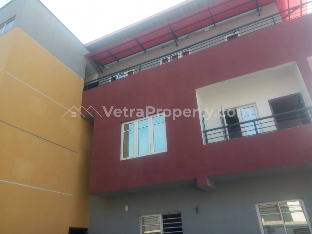  Newly built serviced 2bedroom flat upstairs at Lekki Right.  Flat for Rent Lekki Lagos Vetra  Property