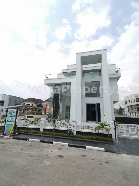  A newly built classic 5 bedroom fully detached duplex with bq, all ensuite, fitted kitchen, inbuilt speakers, pool, open penthouse  5 bedroom House for Sale Lekki Lagos Vetra  Property