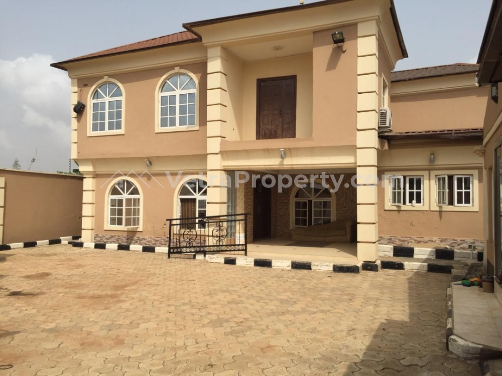  7 BEDROOM DUPLEX WITH 1BQ, It ALSO HAS 2 nos of 3 phase prepaid meter  7 bedroom House for Sale  Lagos Vetra  Property
