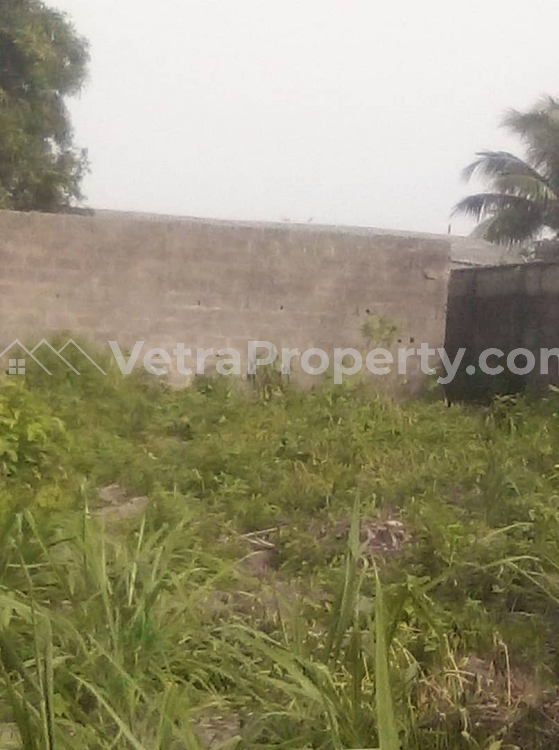  Uncompleted 2 units of room and parlour self contain with enough space left,fenced with gate  Land for Sale Ikorodu Lagos Vetra  Property