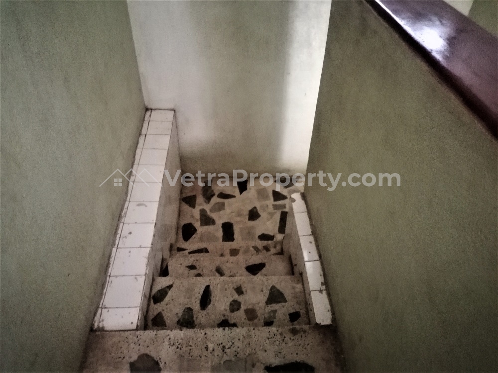 Image 1 Title