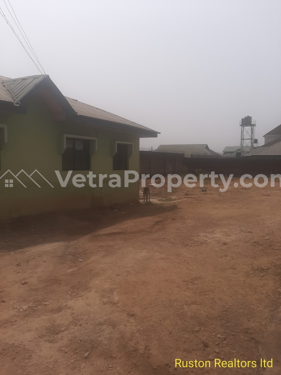  1,000sm land with 3 bedroom bungalow  Land for Sale Ibadan Oyo Vetra  Property