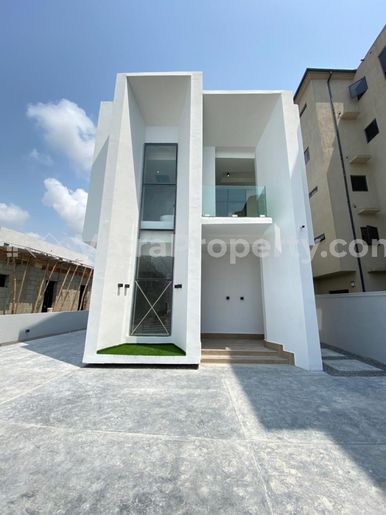  New 5 Bedroom Detached Duplex with Bq available for sale at Lekki County estate Megamound , Lekki, Lagos.  5 bedroom House for Sale Lekki Lagos Vetra  Property