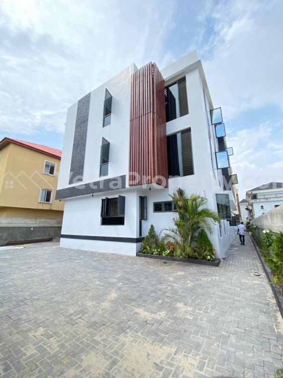  Newly Built 3 Bedroom Flats available at Ikate Lekki, Lagos.  3 bedroom Flat for Sale Lekki Lagos Vetra  Property