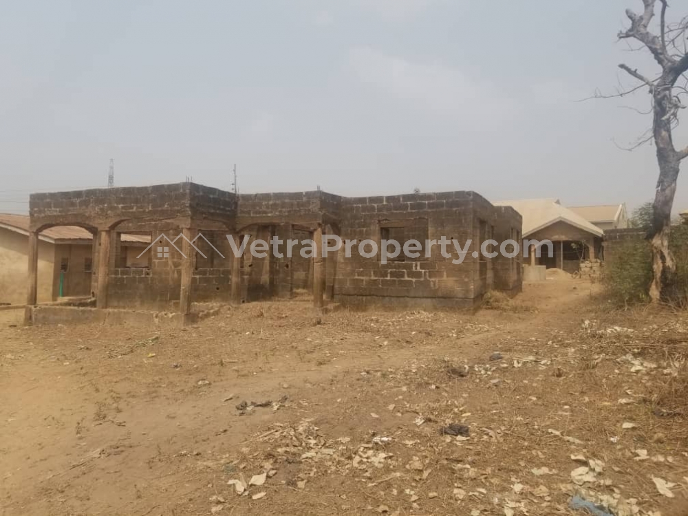  Uncompleted Bungalow of 4 Bedroom with 2 Living Room  4 bedroom House for Sale Ibadan Oyo Vetra  Property