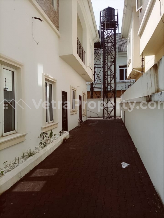 Image 1 Title