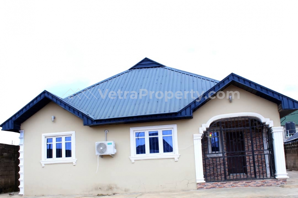  furnished 3 bedroom bungalow available for short let  3 bedroom House for Short let Ibadan Oyo Vetra  Property