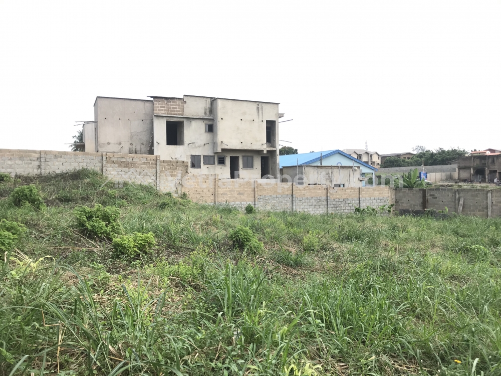  1400sqm of land for sale at Malami area,Orange gate  Land for Sale Ibadan Oyo Vetra  Property