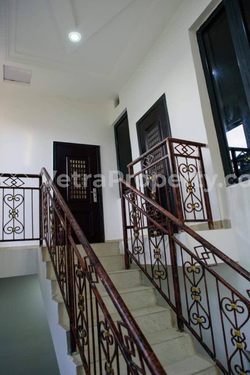 Image 1 Title