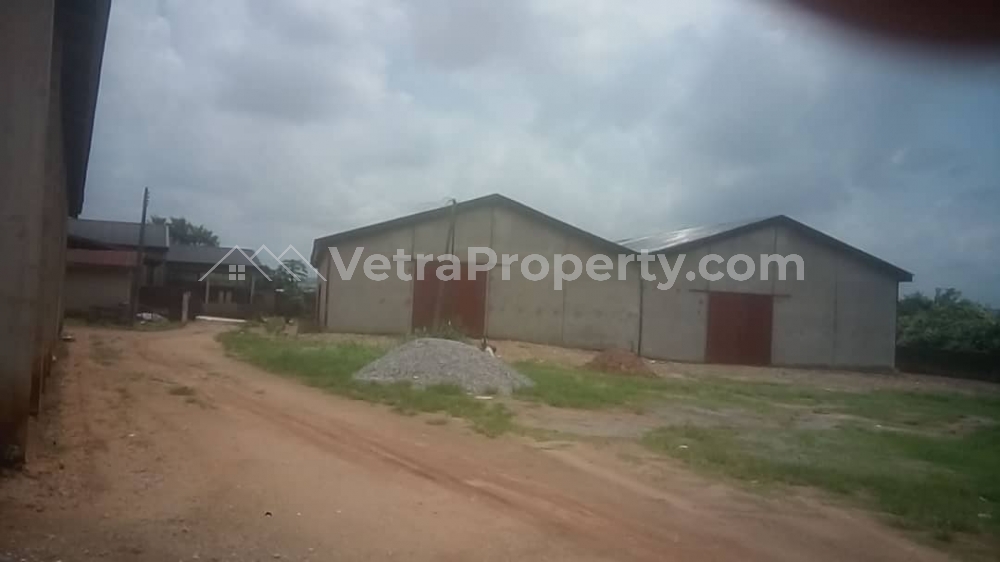  Warehouse of 2,000 SQM for letting along Podo. #16m per annum..  Commercial Property for Rent Ibadan Oyo Vetra  Property