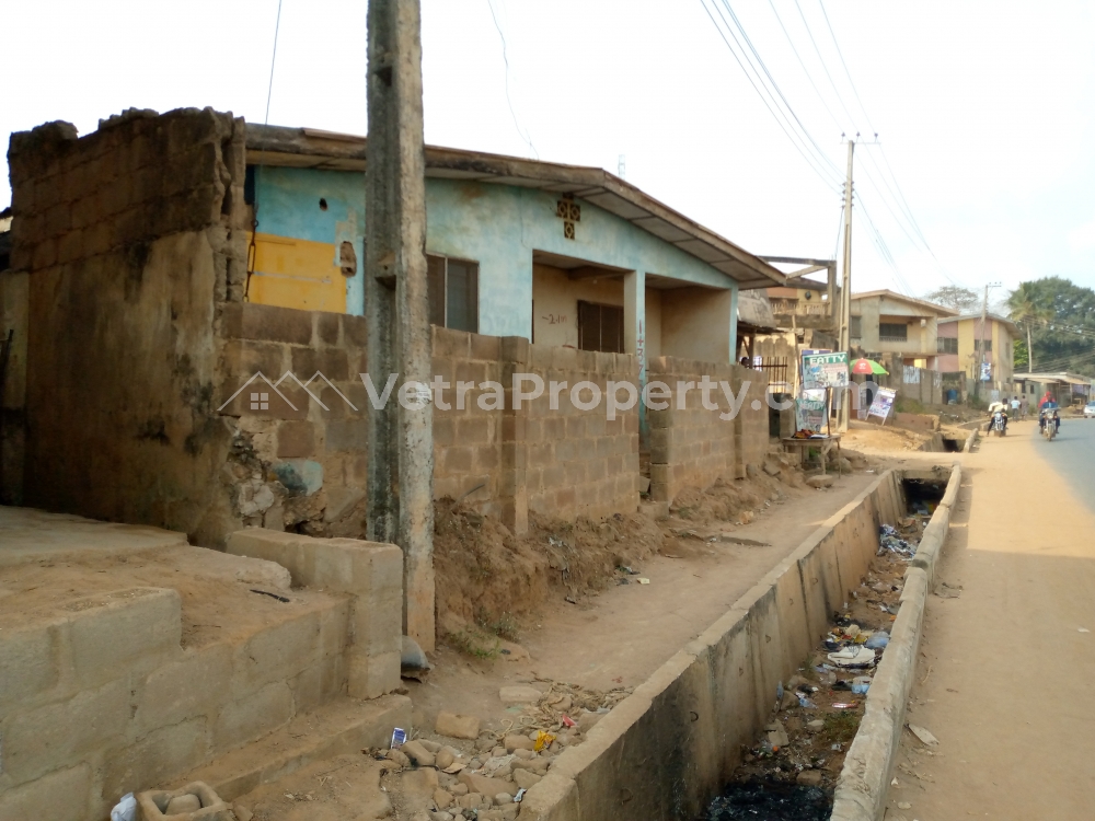  strategic commercial tenement building on the road  Land for Sale Ibadan Oyo Vetra  Property