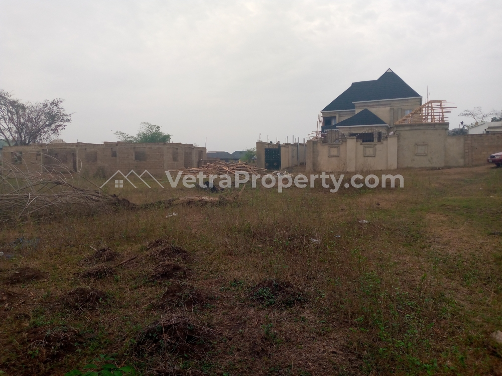  nice 3 plots of land in a lovely neighborhood  Land for Sale Ibadan Oyo Vetra  Property