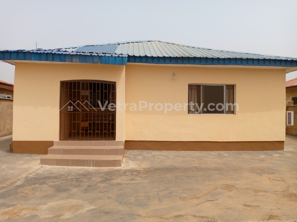  Cute 3 bedroom bungalow with a BQ in a nice estate  4 bedroom House for Sale Ibadan Oyo Vetra  Property