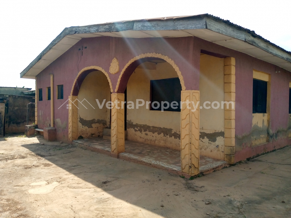  Standard Twin 2 and 3 Bedroom Bungalow in a Good Location  5 bedroom House for Sale Ibadan Oyo Vetra  Property