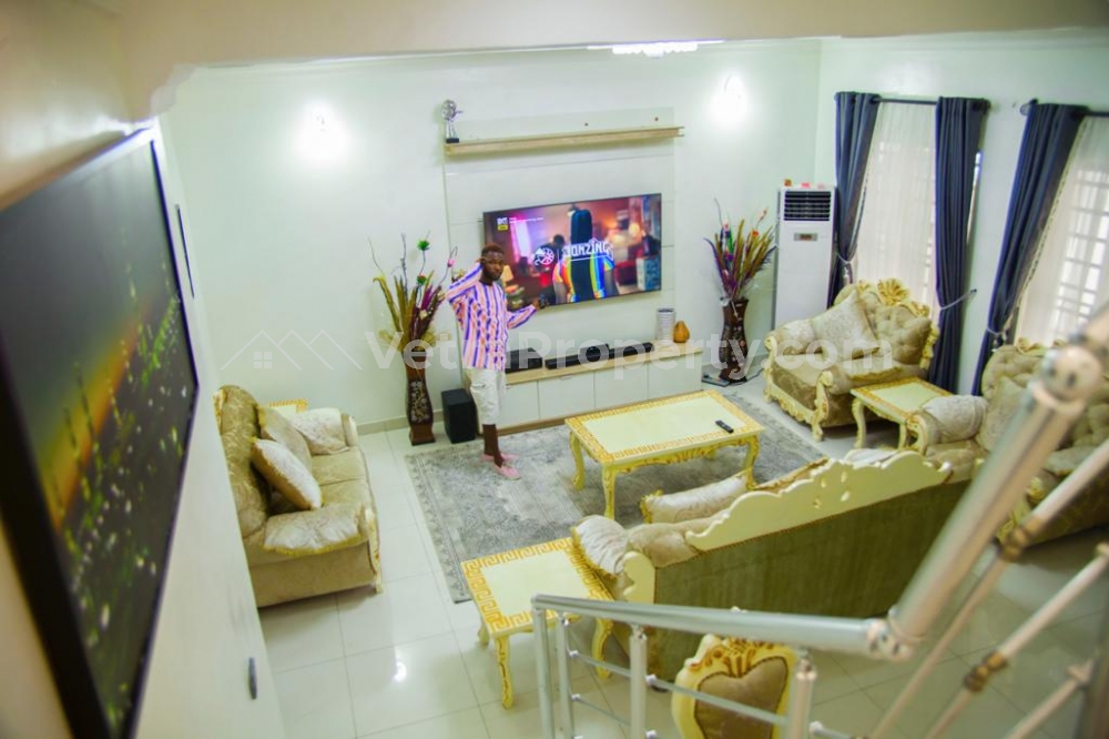  Executive Newly 4 Bedroom Duplex with Good Facilities  4 bedroom Flat for Short let Lekki Lagos Vetra  Property