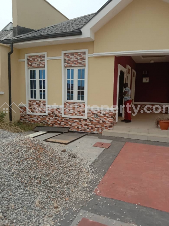  A TASTEFULLY FINISHED 3 BEDROOM FULLY DETACHED BUNGALOW  3 bedroom House for Sale Arepo Ogun Vetra  Property