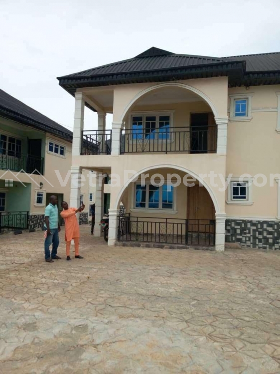  15 units of 3bedroom flat  10 bedroom Flat for Sale  Oyo Vetra  Property
