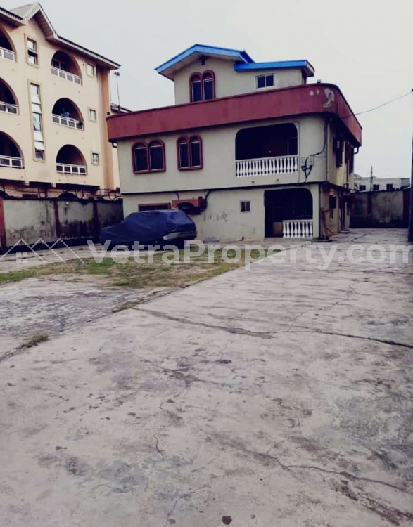  A set back of 2 Units of 3 Bedroom with a pent house.  House for Sale  Lagos Vetra  Property