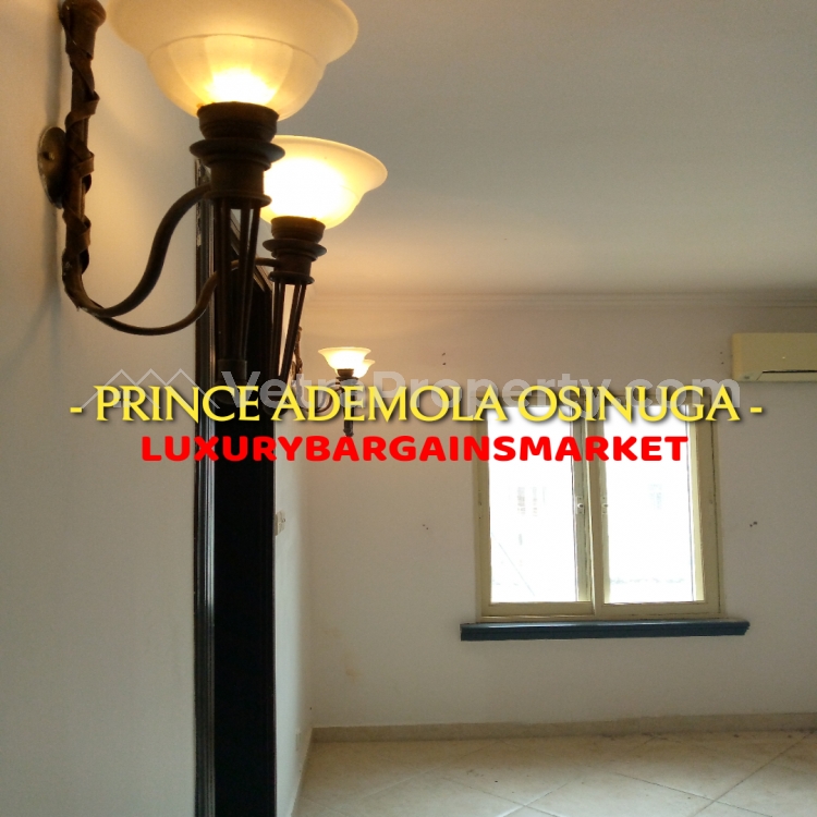  3 BEDROOM SEMI DETACHED HOUSE + 2 ROOMS BQ + PRIVATE GARAGE+POOL+GYM  3 bedroom House for Rent Ikoyi Lagos Vetra  Property