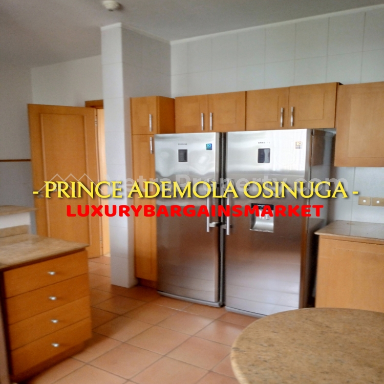  HIGHLY SERENE FAMILY FRIENDLY ENVIRONMENT - 4 BEDROOM APARTMENT + TENNIS+ SQUASH + BQ ETC  4 bedroom Flat for Rent Ikoyi Lagos Vetra  Property