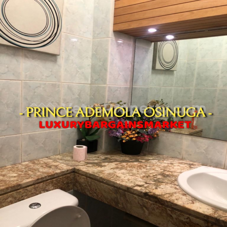 Image 1 Title