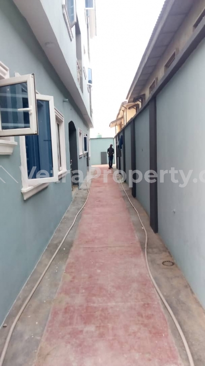  5 flats consisting of a duplex,2 units of 2 bedroom flat and 2 Units of 3 bedroom flat at Ikorodu 45 M asking  House for Sale Ikorodu Lagos Vetra  Property