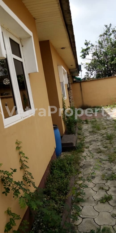  Hot ?? sales 3 bedroom bungalow inside an estate Lsdpc near in between ogba and Agege ,all room ensuit Asking price 55 m serious clients only  House for Sale Ogba Lagos Vetra  Property