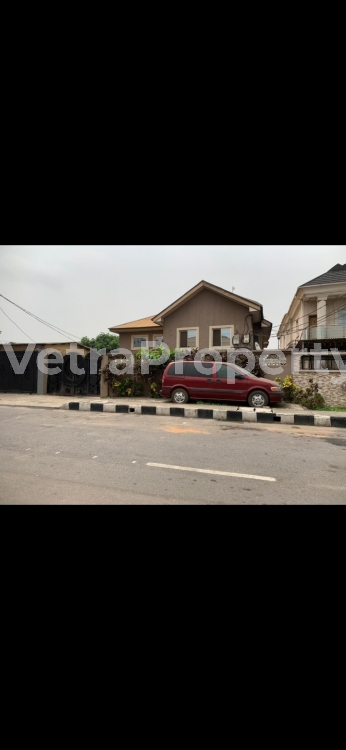  810 square meter in a fantastic serene location magodo gra phase 2  House for Sale Kosofe Ikosi Lagos Vetra  Property