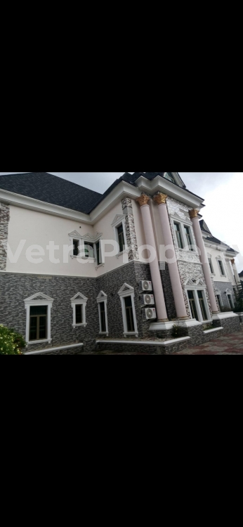  Brand New 8bedroom duplex with 2 rooms bq , 2 rooms guest chalets, swimming pool on a 2,500 sqm land that can take up to 20 cars  8 bedroom House for Sale Maitama Abuja Vetra  Property