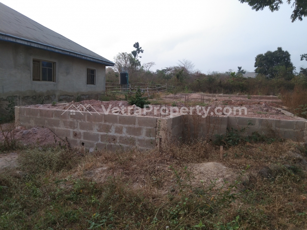  2 Bedroom with 2 Units of Room & Parlour Foundation at Second Avian Oleyo Ayegun Ibadan  Land for Sale Ibadan Oyo Vetra  Property