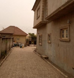 Image 1 Title