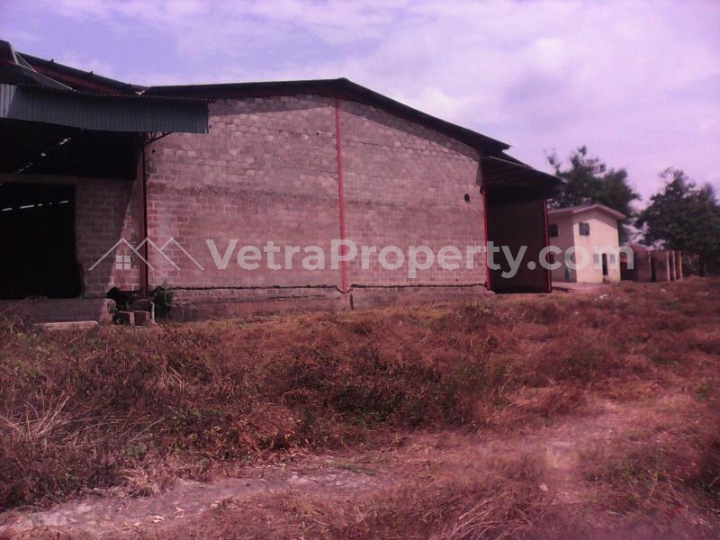  Warehouse  Commercial Property for Rent  Oyo Vetra  Property