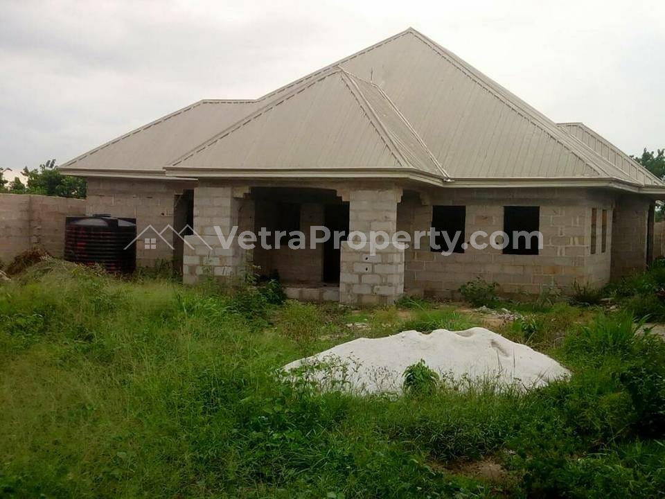  70% Uncompleted 5 Bedroom bungalow built on a 2 and half Plots of land  5 bedroom House for Sale Owerri Imo Vetra  Property
