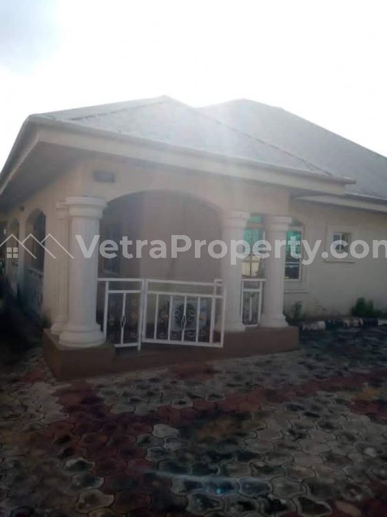  4 Bedroom Bungalow all Ensuite with 2 rooms Boys Quarters  4 bedroom House for Sale Owerri Imo Vetra  Property