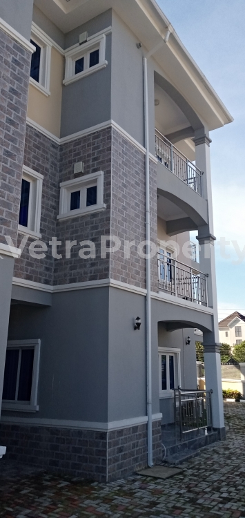  Newly Build, Specious and Standard 1bedroom flat with ACs & Standby Generator.  Flat for Rent Jahi Abuja Vetra  Property