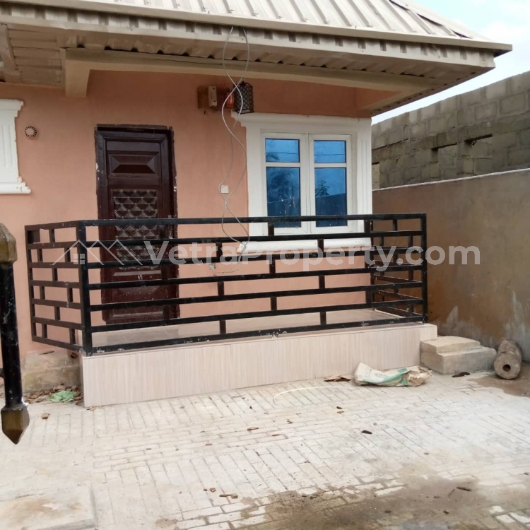  STANDARD FURNISHED ROOMSELF CON TO LET  Flat for Rent Ikorodu Lagos Vetra  Property