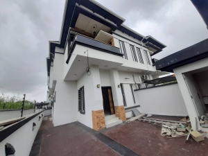  Nicely Built Luxury 4 Bedroom Semi Detached Duplex. 4 bedroom Semi-Detached Duplex for Sale Ajah Lagos Vetra  Property