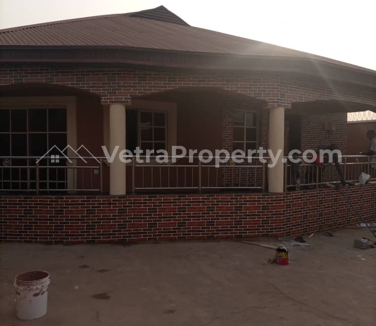  Modern and beautiful 3bedroom flat self compound  3 bedroom House for Rent Ibadan Oyo Vetra  Property