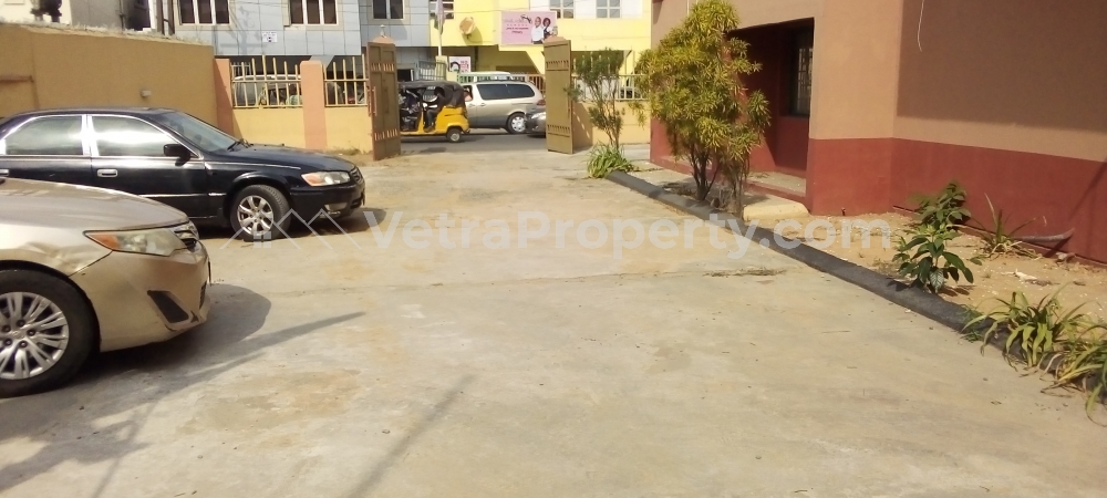  Good clean 4bedroom detached duplex with open space for commercial <a href=