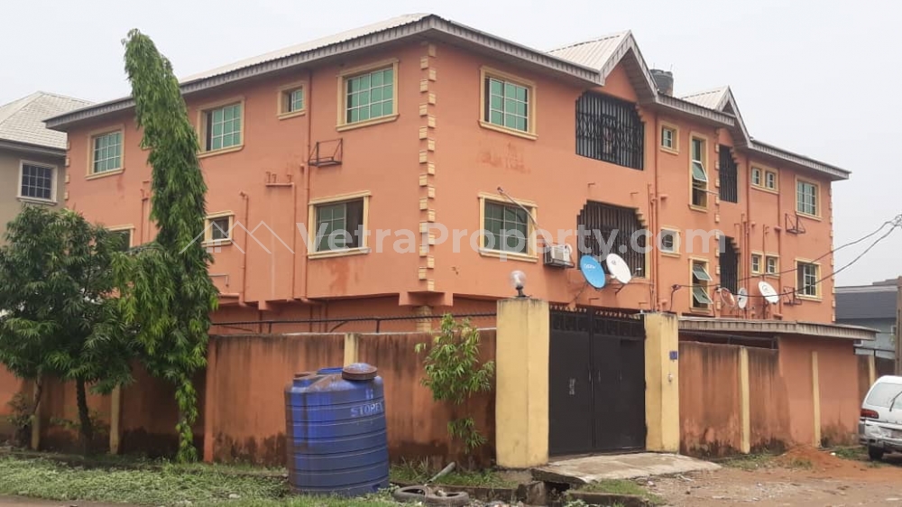 A block of 4flats of 3 bedroom each + 5bedroom duplex on over 600sqm, on a CORNERPIECE on  House for Sale Surulere Lagos Vetra  Property