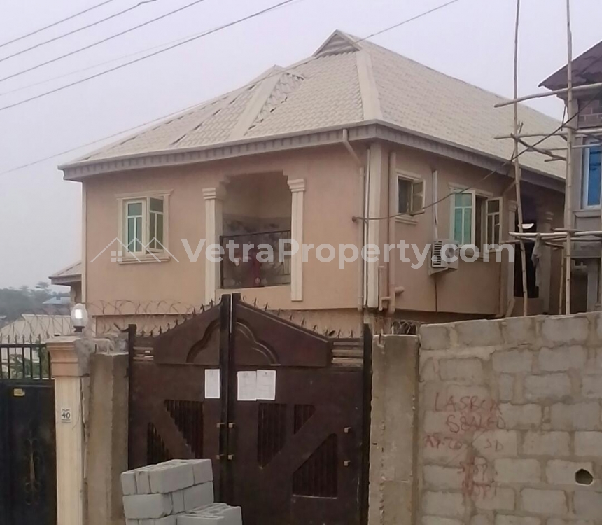  Very standard, spacious and neat 2bedroom apartment is a perfect place to live in.  2 bedroom Flat for Rent Ipaja Lagos Vetra  Property