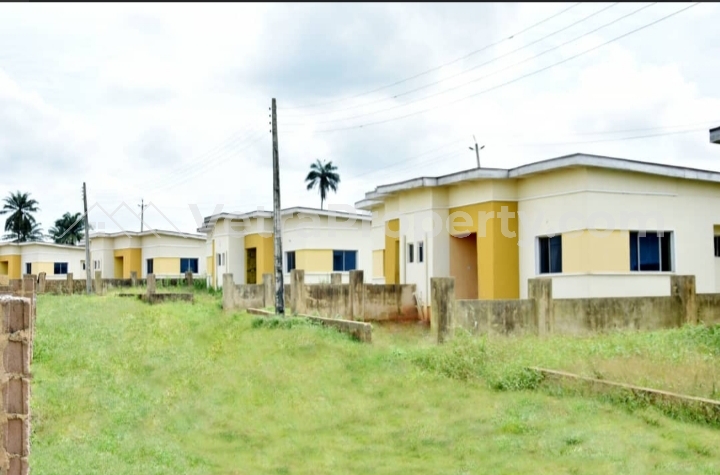  2 bedroom semi detached bungalow with 3 years payment plan . Title: C of O  2 bedroom House for Sale Obafemi Owode Ogun Vetra  Property