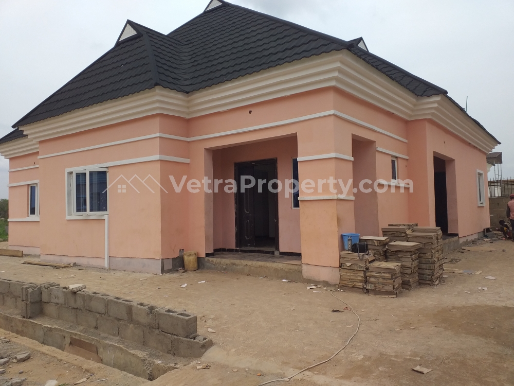  3 Bedroom Fully Detached Bungalow, all rooms ensuite  3 bedroom House for Sale Obafemi Owode Ogun Vetra  Property