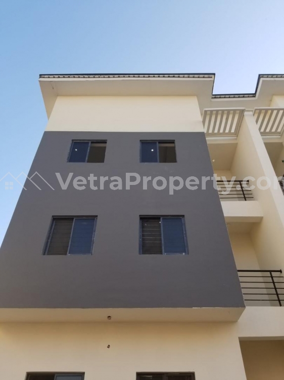  A 4 Bedroom Terrace Duplex With BQ in a 24 Hour Serviced Estate.  4 bedroom House for Sale Lekki Lagos Vetra  Property