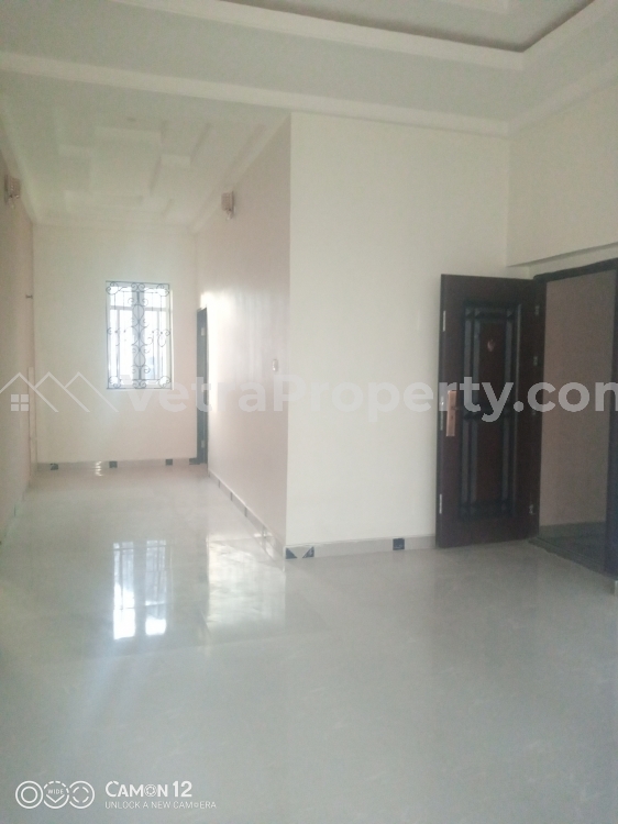  Clean new 2bedroom apartment for ren, just 4people in the compound.  2 bedroom Flat for Rent  Lagos Vetra  Property