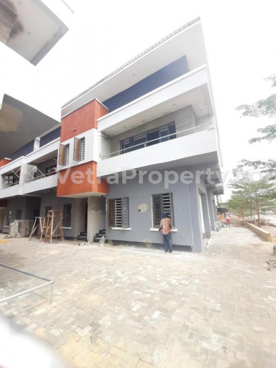  Lovely 4 bedroom fully detached duplex for DISTRESS SALE  4 bedroom House for Sale Lekki Lagos Vetra  Property
